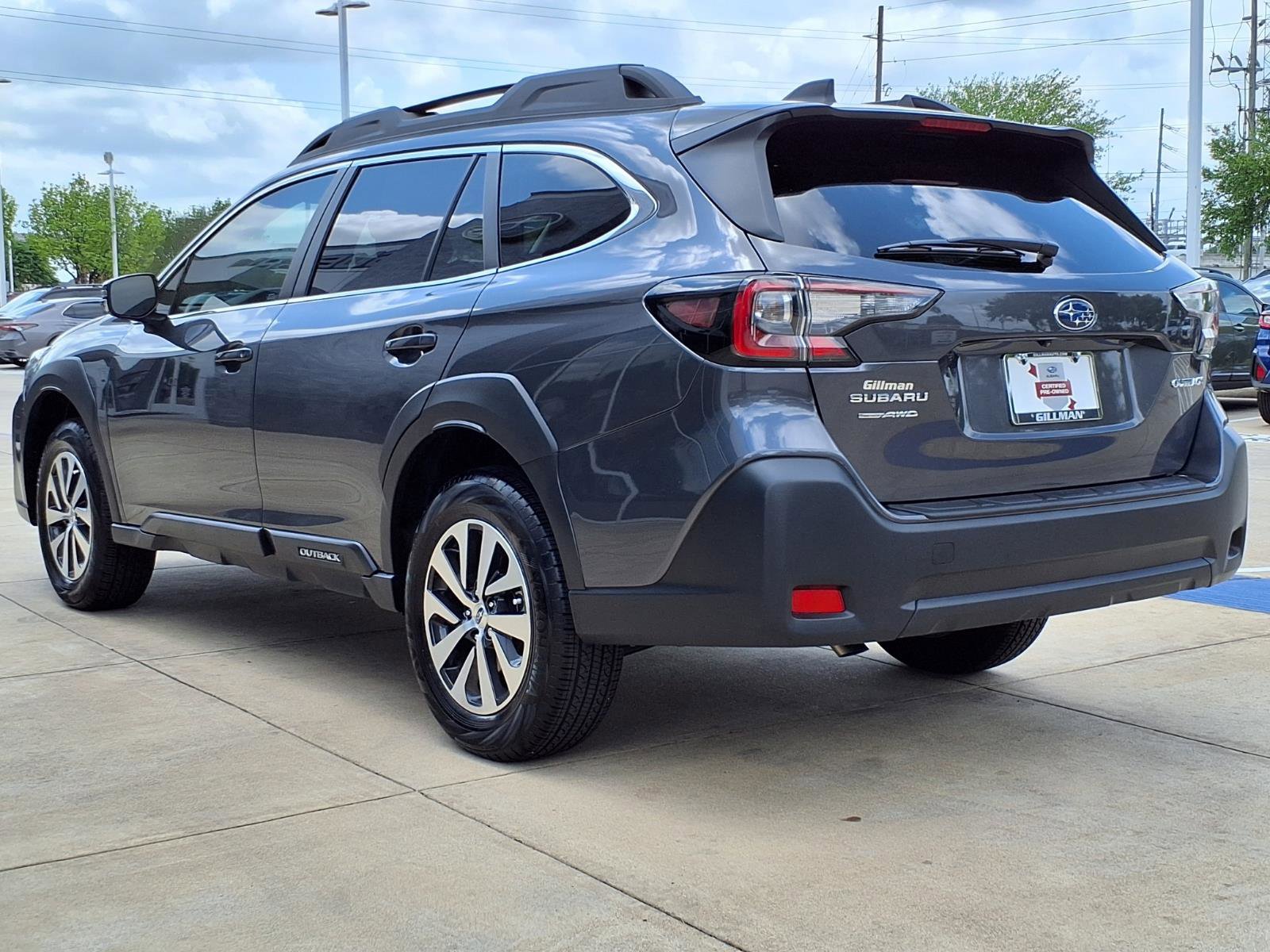 Certified 2025 Subaru Outback Premium w/ Popular Package #1A image 3