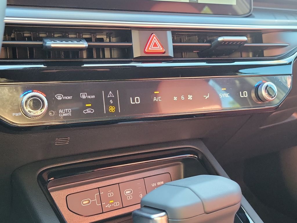New 2026 Kia K5 GT-Line image 30