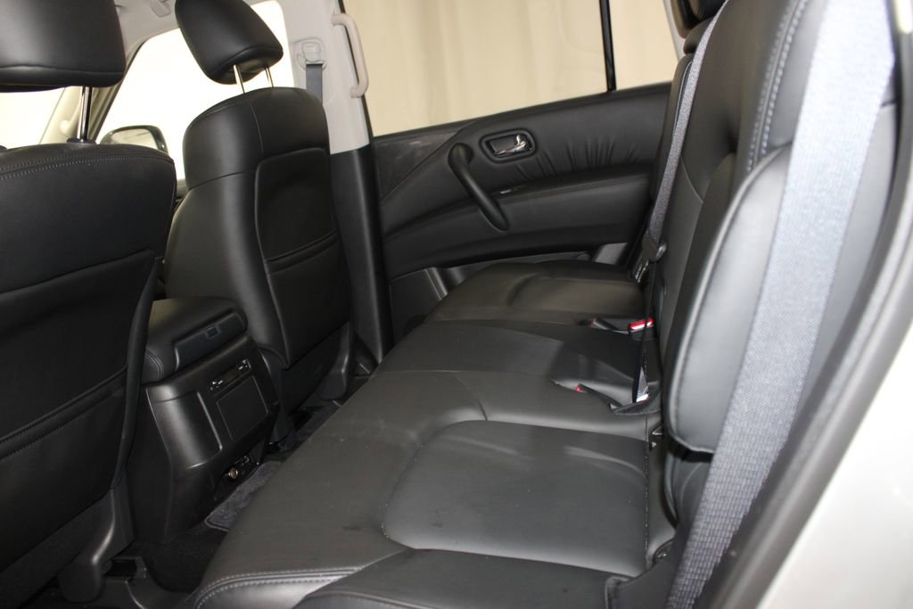 Used 2024 Nissan Armada SV AWD/4WD image 22