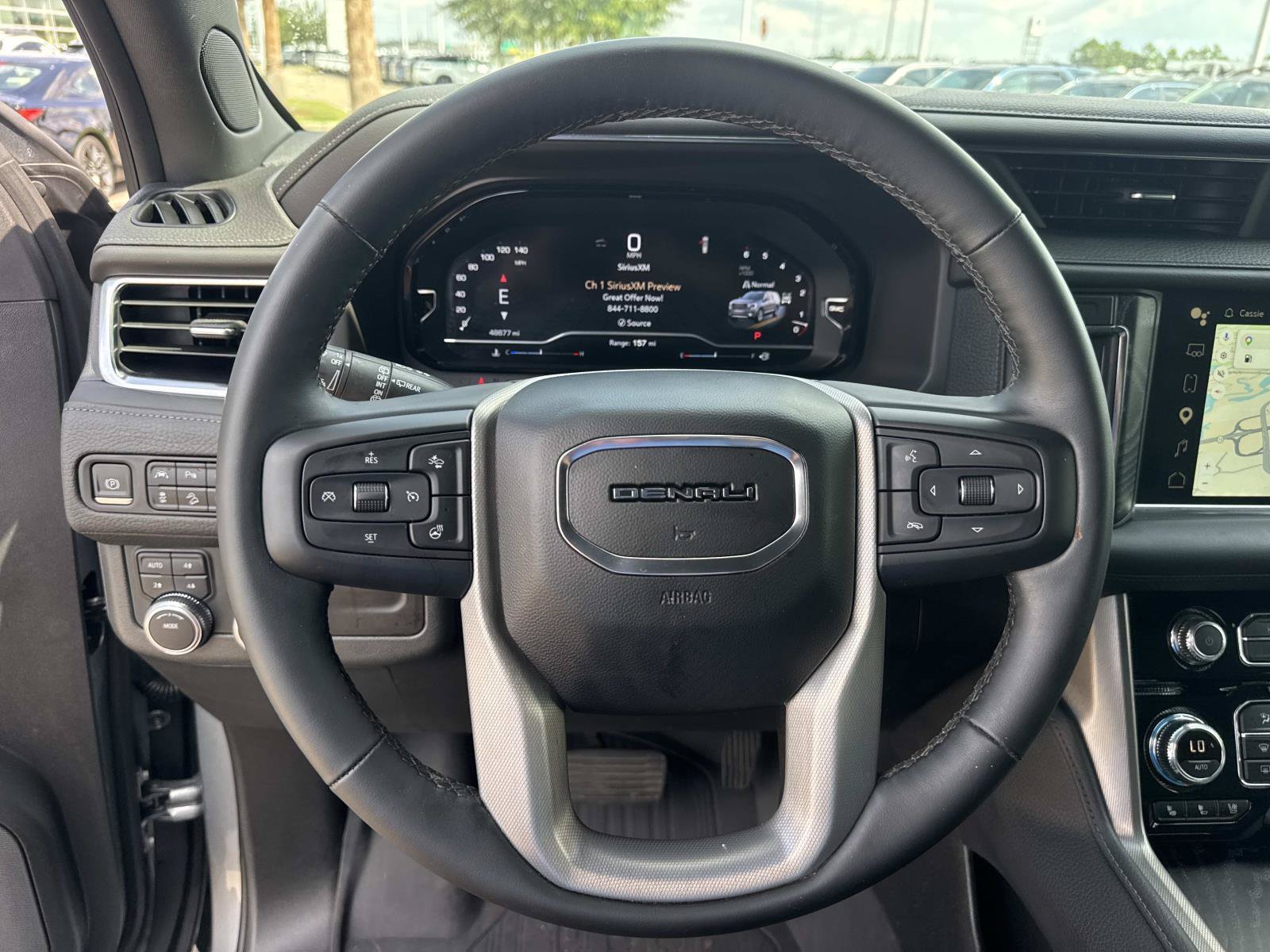 Used 2023 GMC Yukon XL Denali AWD/4WD image 24
