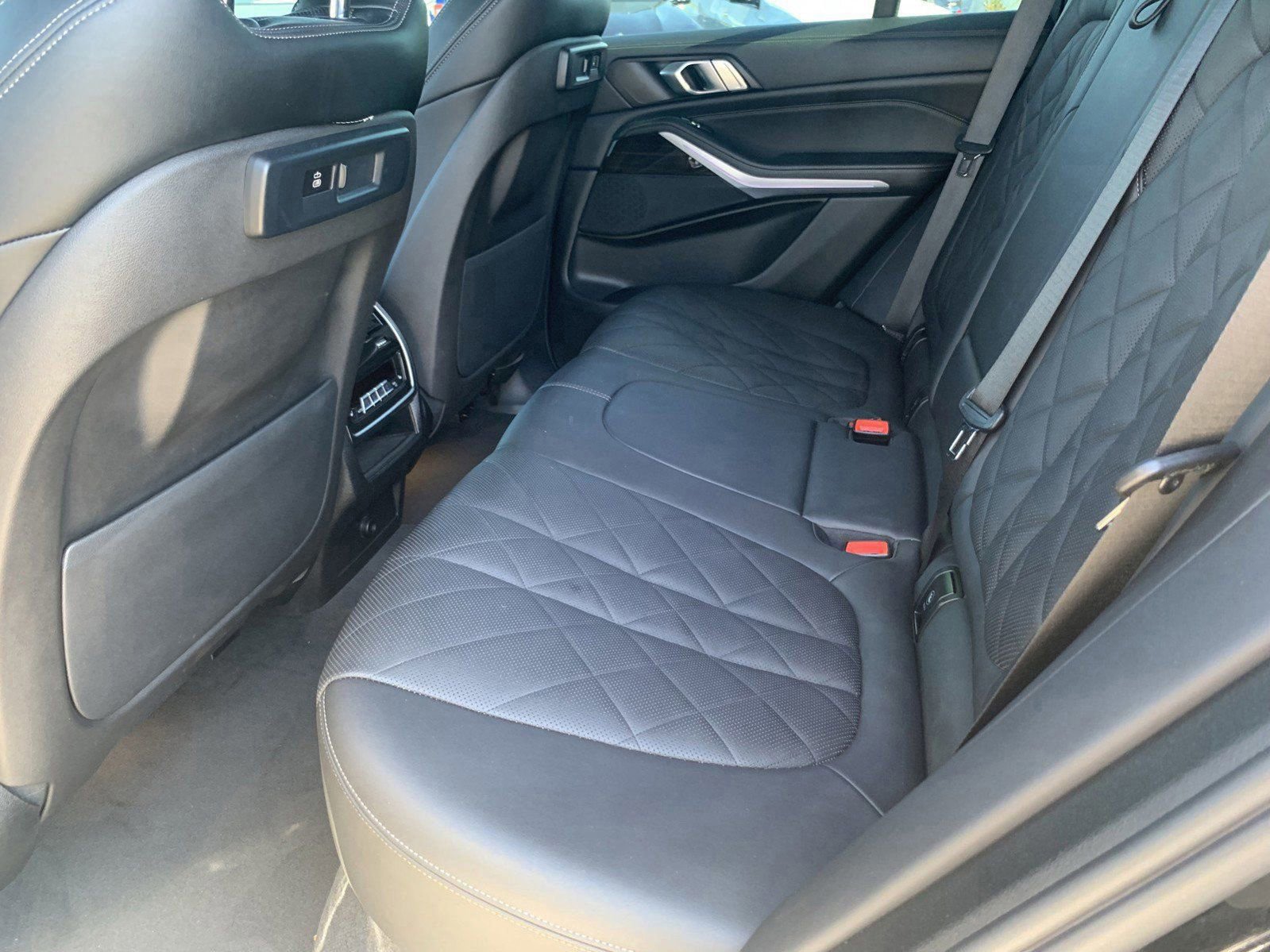 Used 2023 BMW X5 xDrive45e image 18