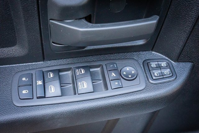 Used 2024 RAM 3500 Tradesman w/ Chrome Appearance Group image 15