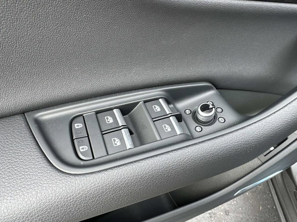 New 2026 Audi Q7 2.0T Premium image 13