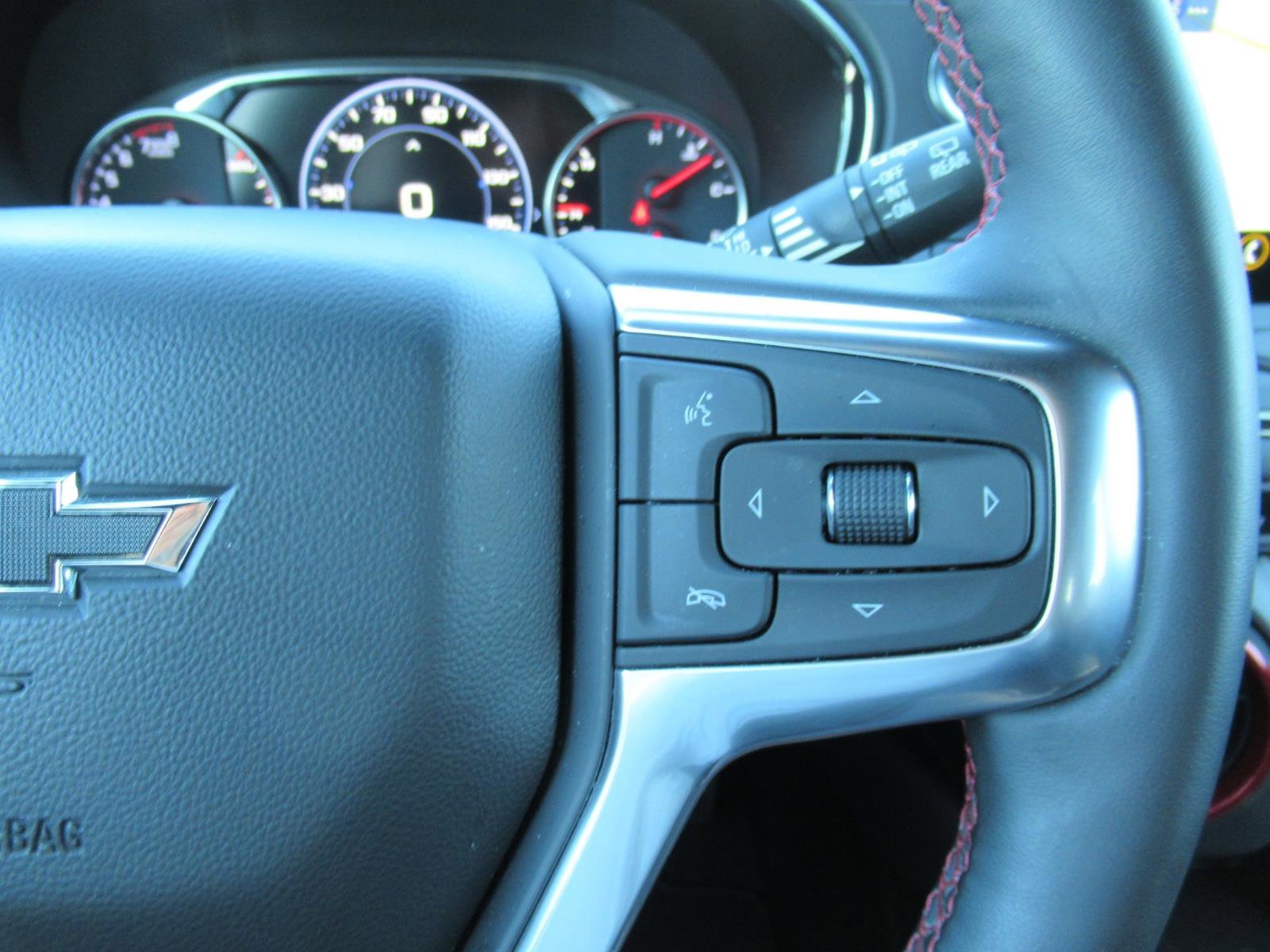 Used 2023 Chevrolet Blazer RS w/ Driver Confidence II Package FWD image 23