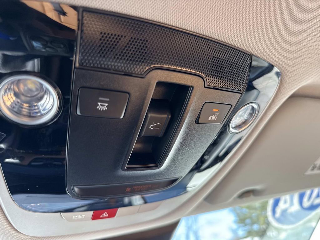 Used 2024 Kia Seltos EX image 28