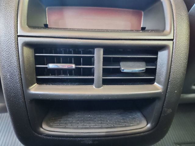 Used 2018 Cadillac XT5 Luxury w/ Driver Awareness Package image 22