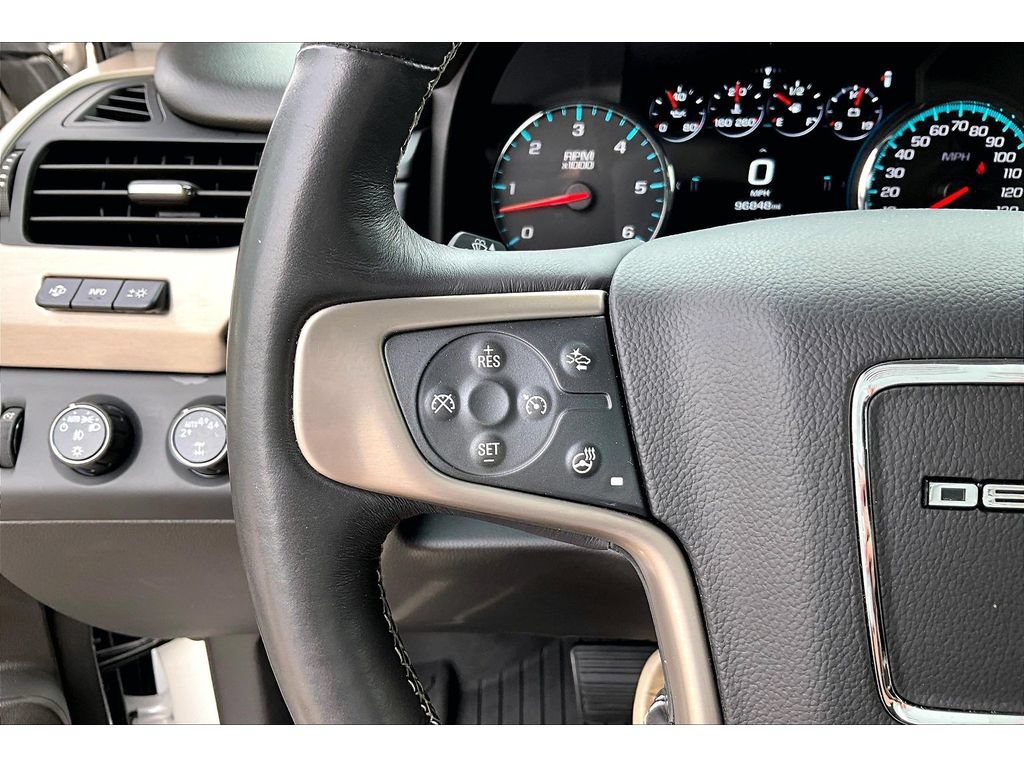 Used 2018 GMC Yukon XL Denali w/ Denali Ultimate Package AWD/4WD image 11