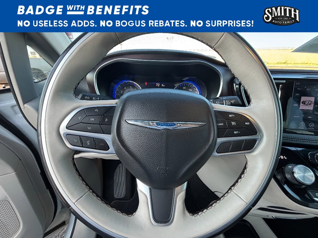 Used 2019 Chrysler Pacifica Limited FWD image 15