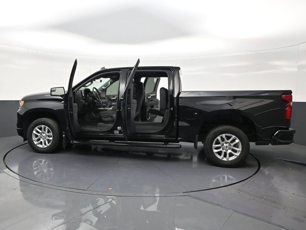 Used 2023 Chevrolet Silverado 1500 RST RWD image 31