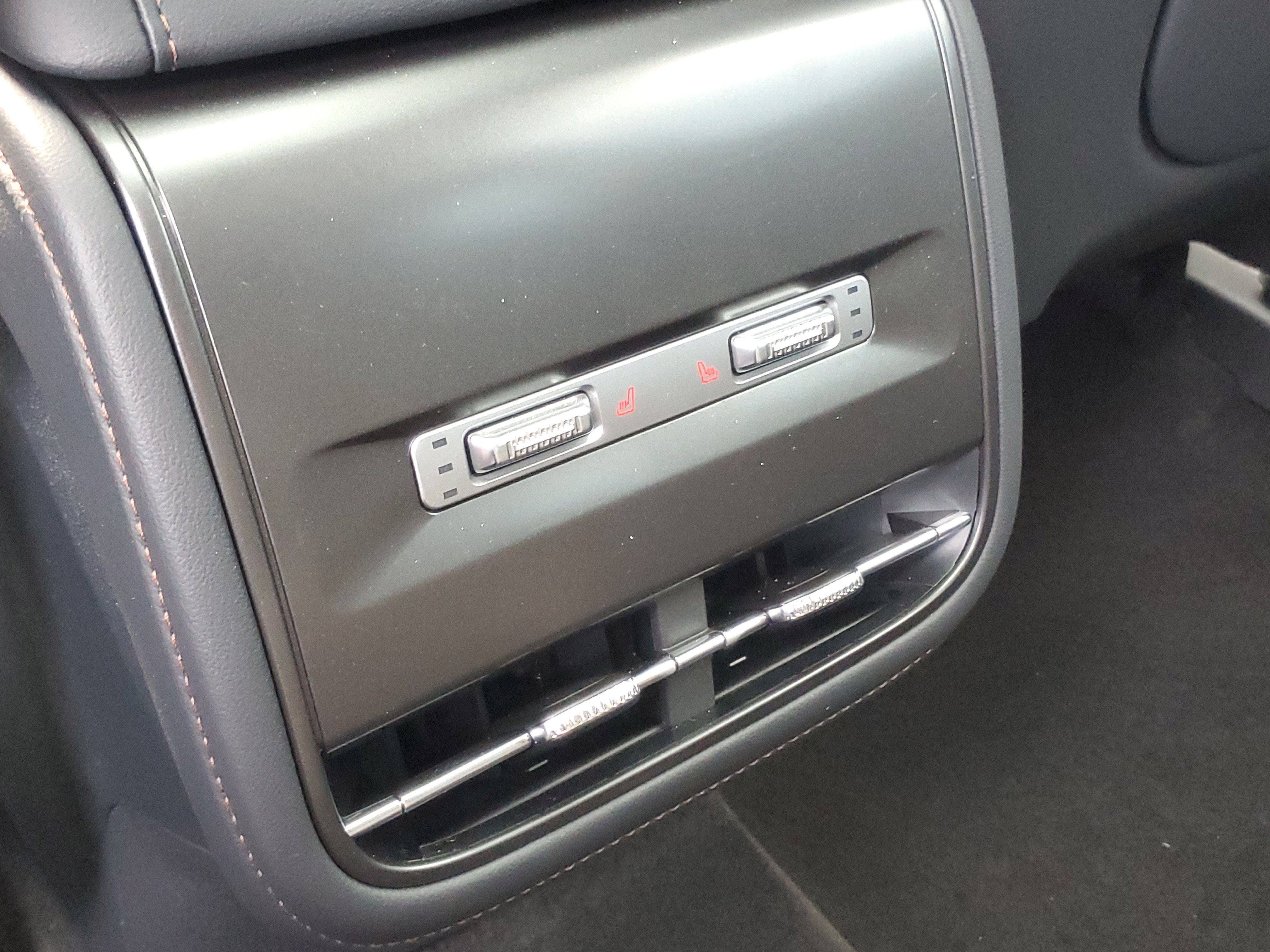 New 2026 Lincoln Nautilus Reserve AWD/4WD image 30