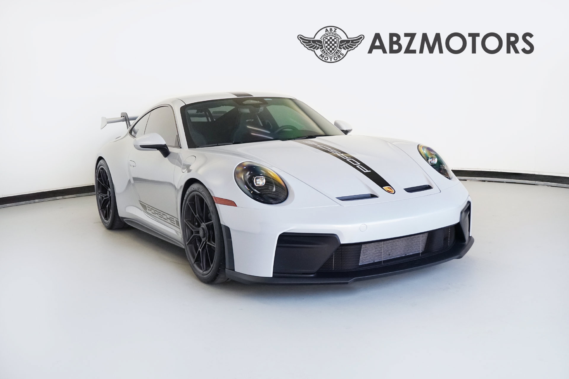 Used 2026 Porsche 911 GT3 RWD image 1
