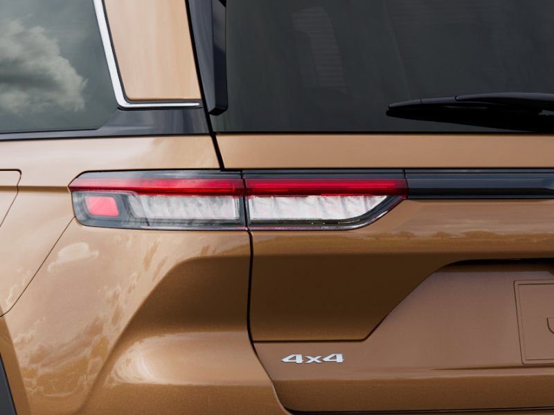 New 2026 Jeep Grand Cherokee Limited AWD/4WD image 7