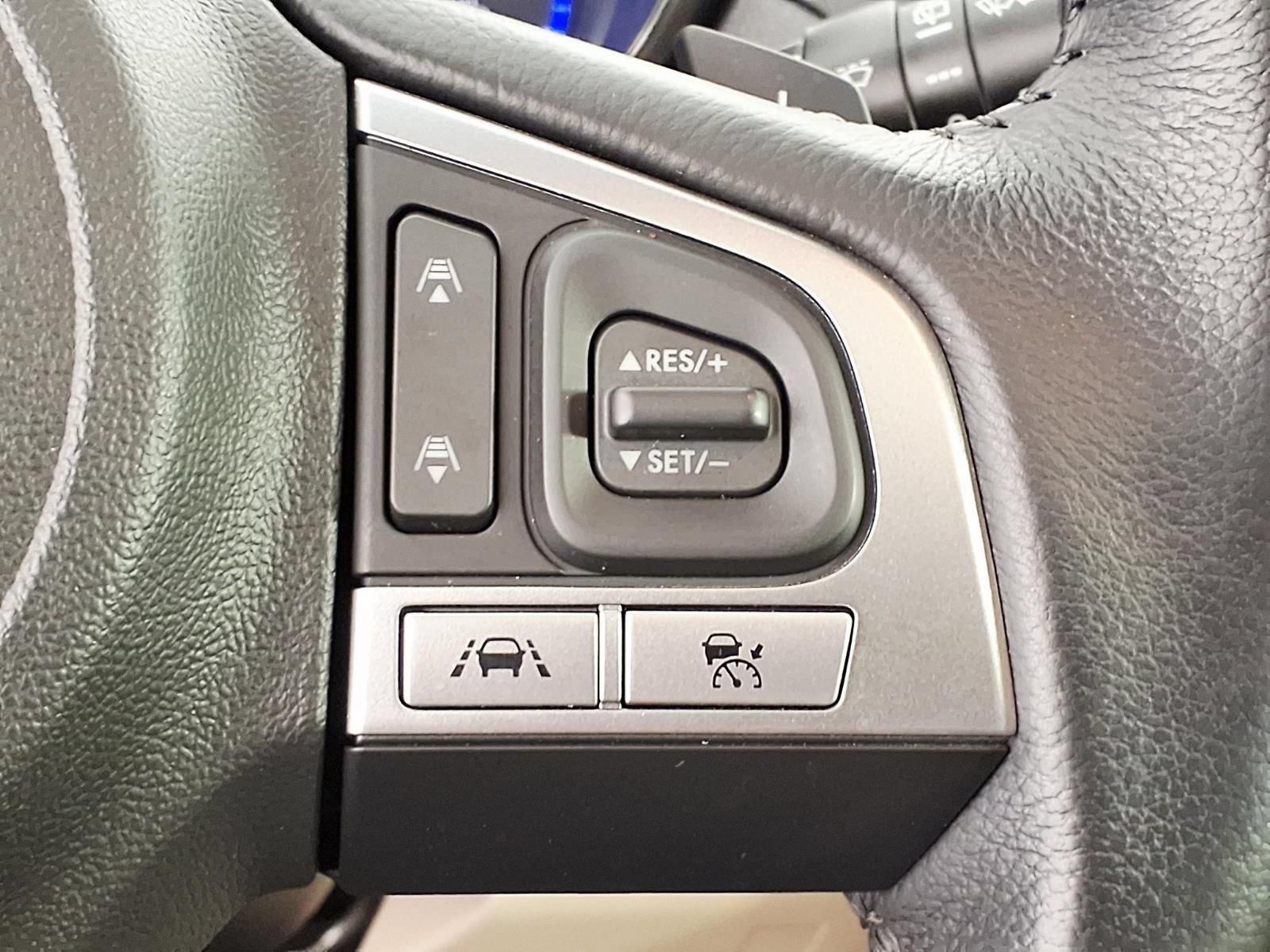 Used 2017 Subaru Outback 3.6R Limited AWD/4WD image 21