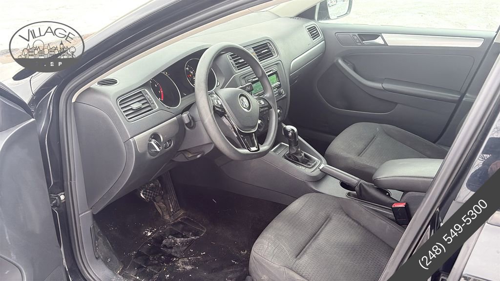 Used 2015 Volkswagen Jetta SE image 10