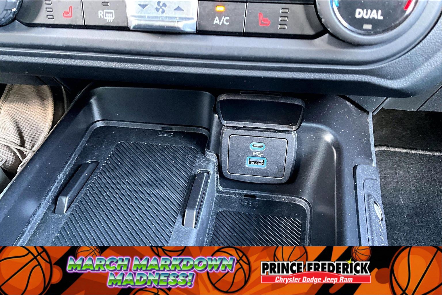 Used 2025 Ford Bronco Big Bend image 27