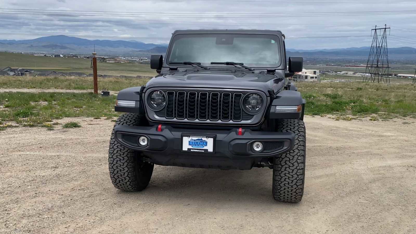 Used 2025 Jeep Wrangler Unlimited Rubicon w/ XTREMEE 35" Tire Package AWD/4WD image 3