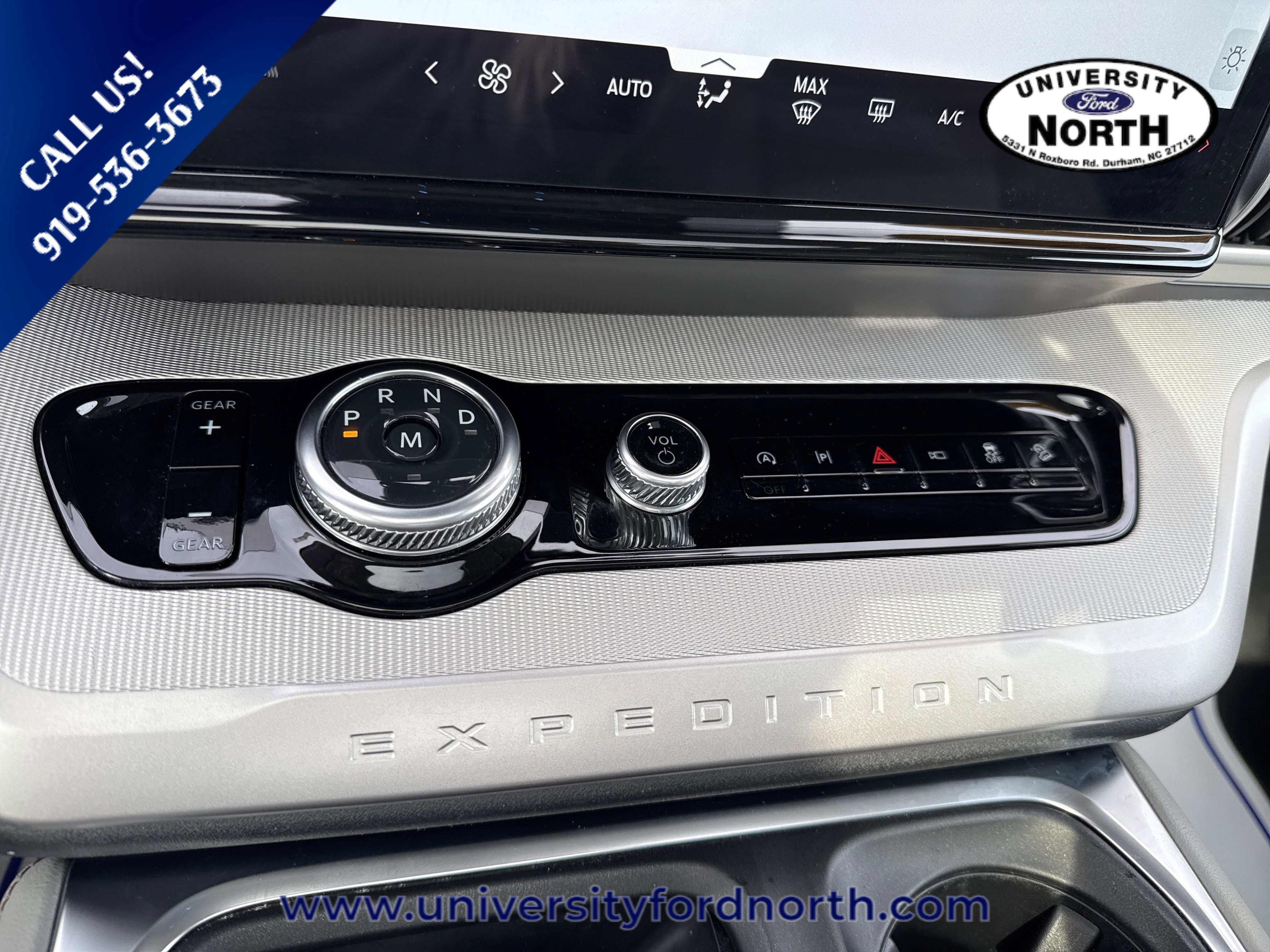 Used 2025 Ford Expedition Active image 26