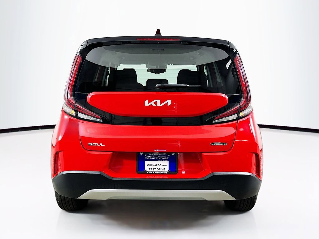 Used 2025 Kia Soul S FWD image 15