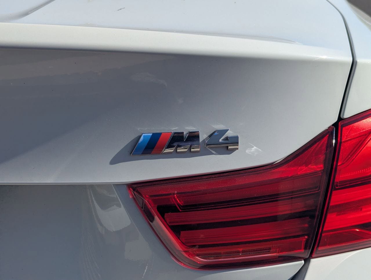 Used 2018 BMW M4 Coupe RWD image 7