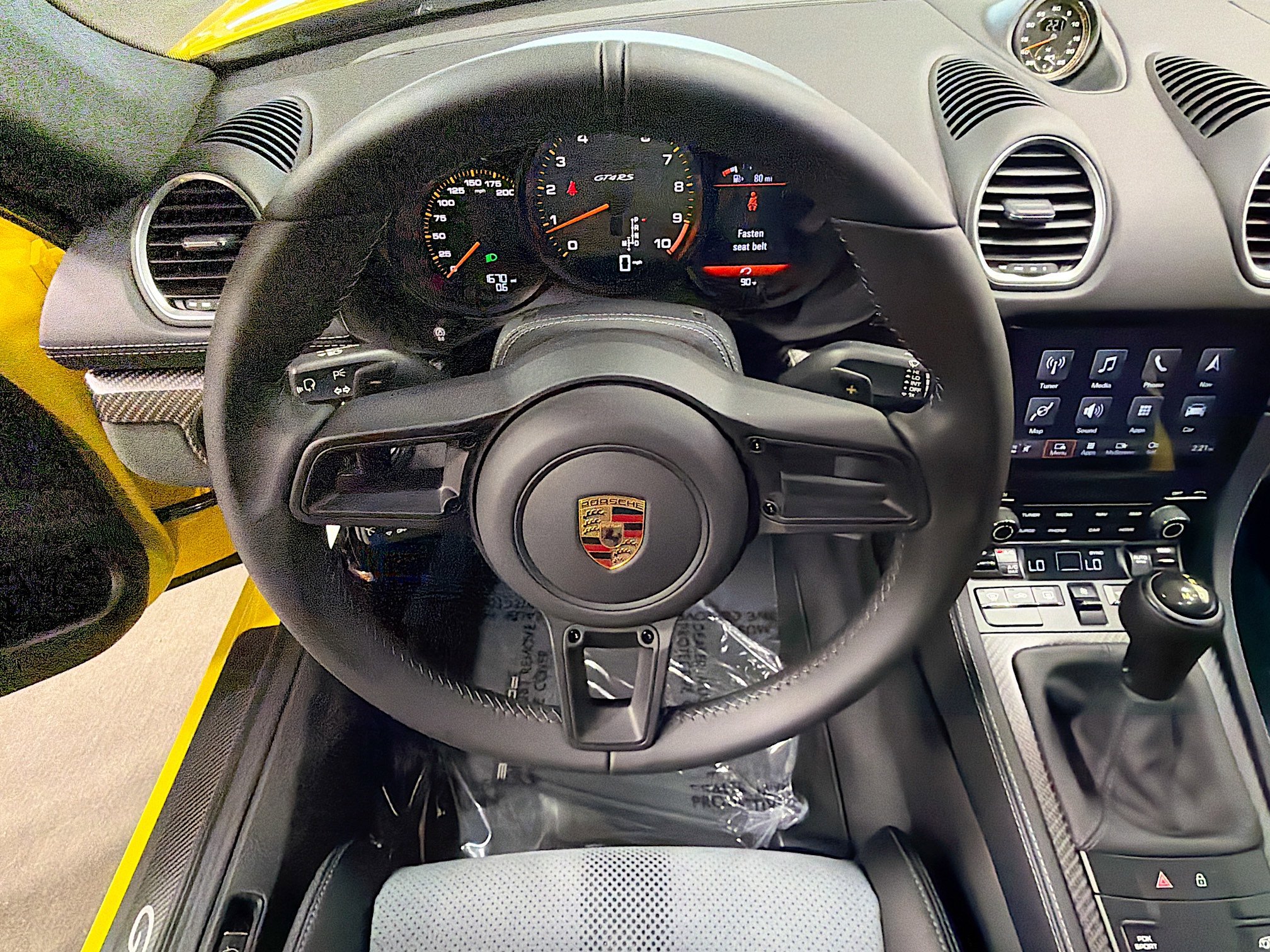 Certified 2025 Porsche 718 Cayman GT4 RS RWD image 34