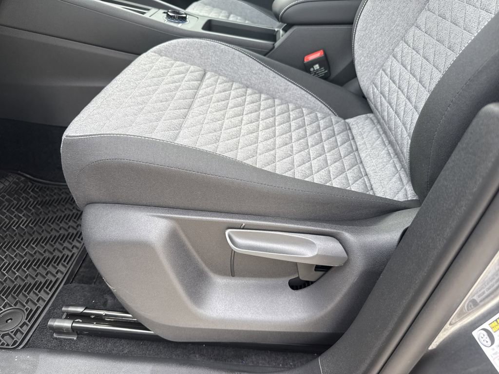 New 2026 Volkswagen Tiguan S FWD image 13