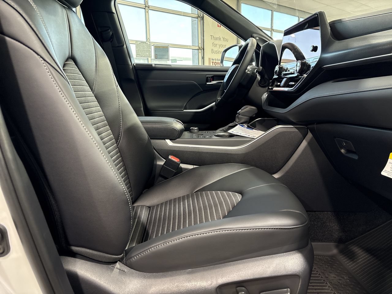New 2026 Toyota Highlander XSE AWD/4WD image 27