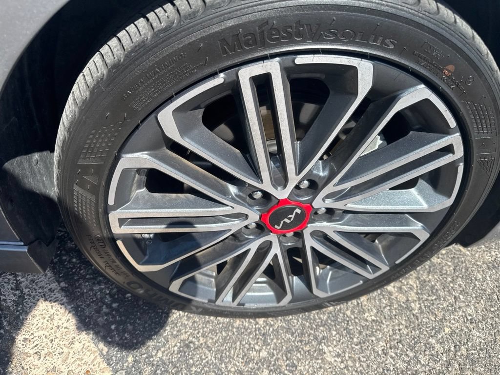 Certified 2023 Kia Forte GT w/ GT2 Package FWD image 5