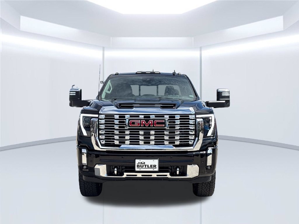 Used 2026 GMC Sierra 3500 Denali w/ Technology Package AWD/4WD image 12
