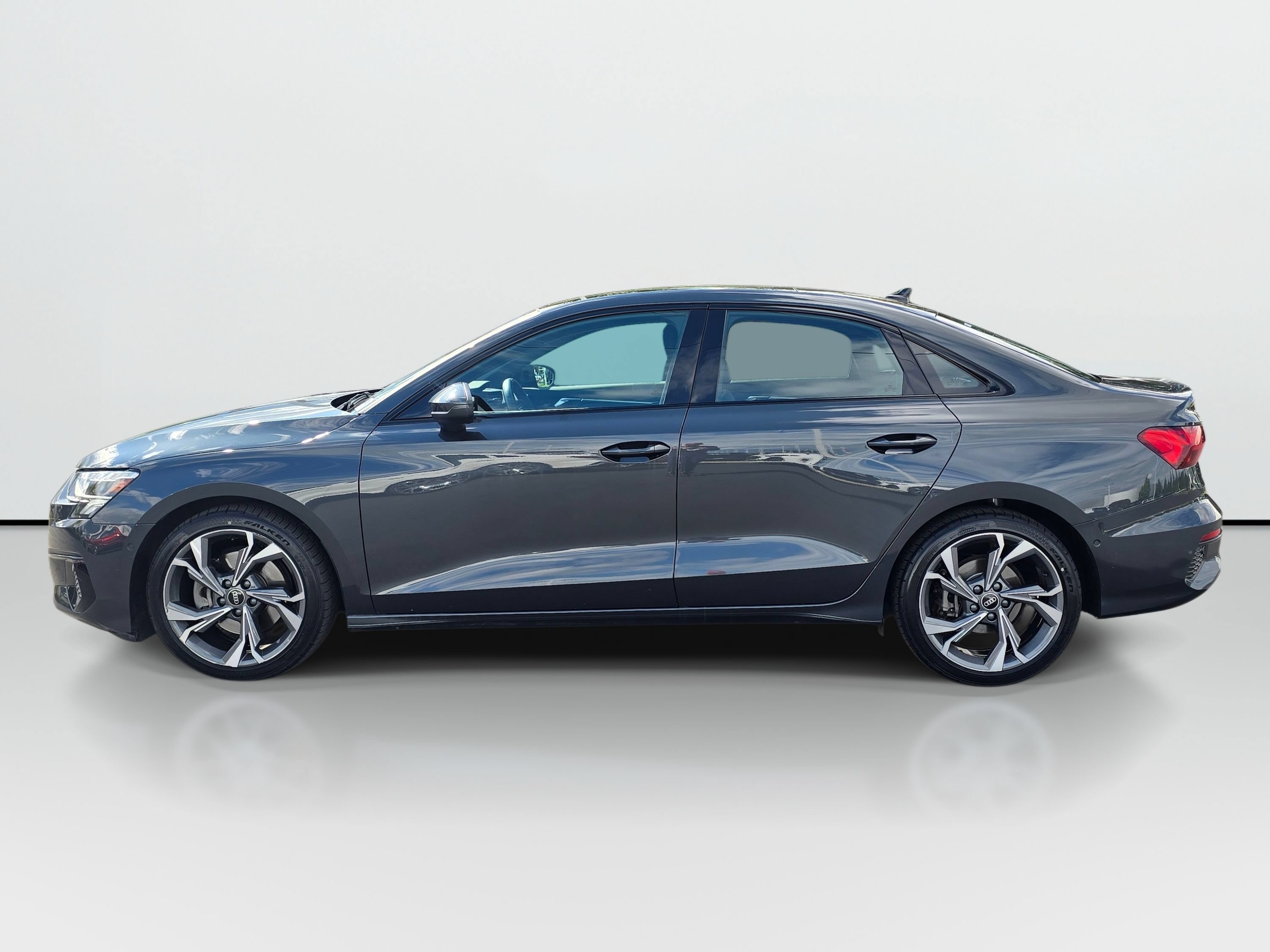 Used 2023 Audi A3 2.0T Premium Plus w/ Premium Plus Package AWD/4WD image 2