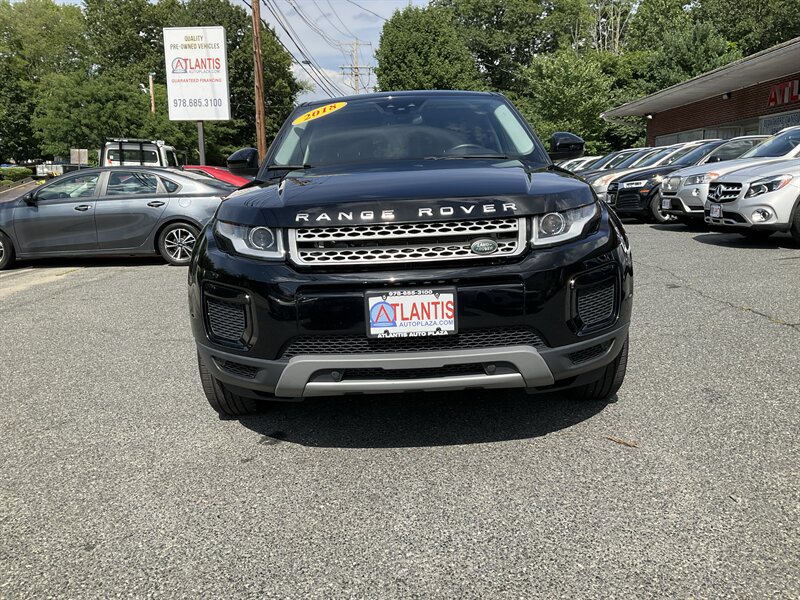 Used 2018 Land Rover Range Rover Evoque SE AWD/4WD image 2