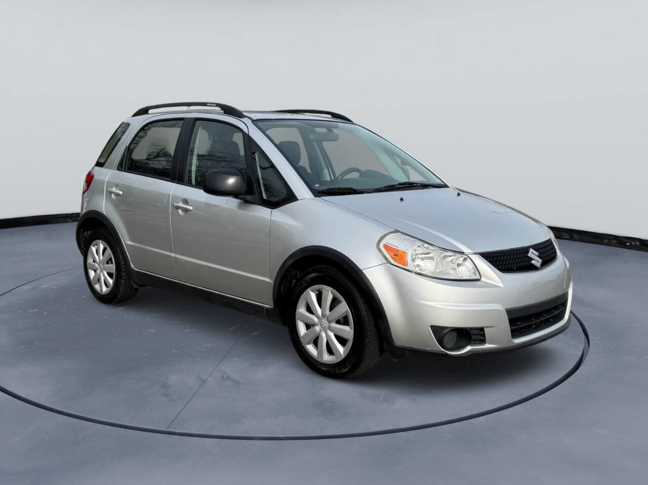 Used 2010 Suzuki SX4 Base 4dr Crossover CVT image 4