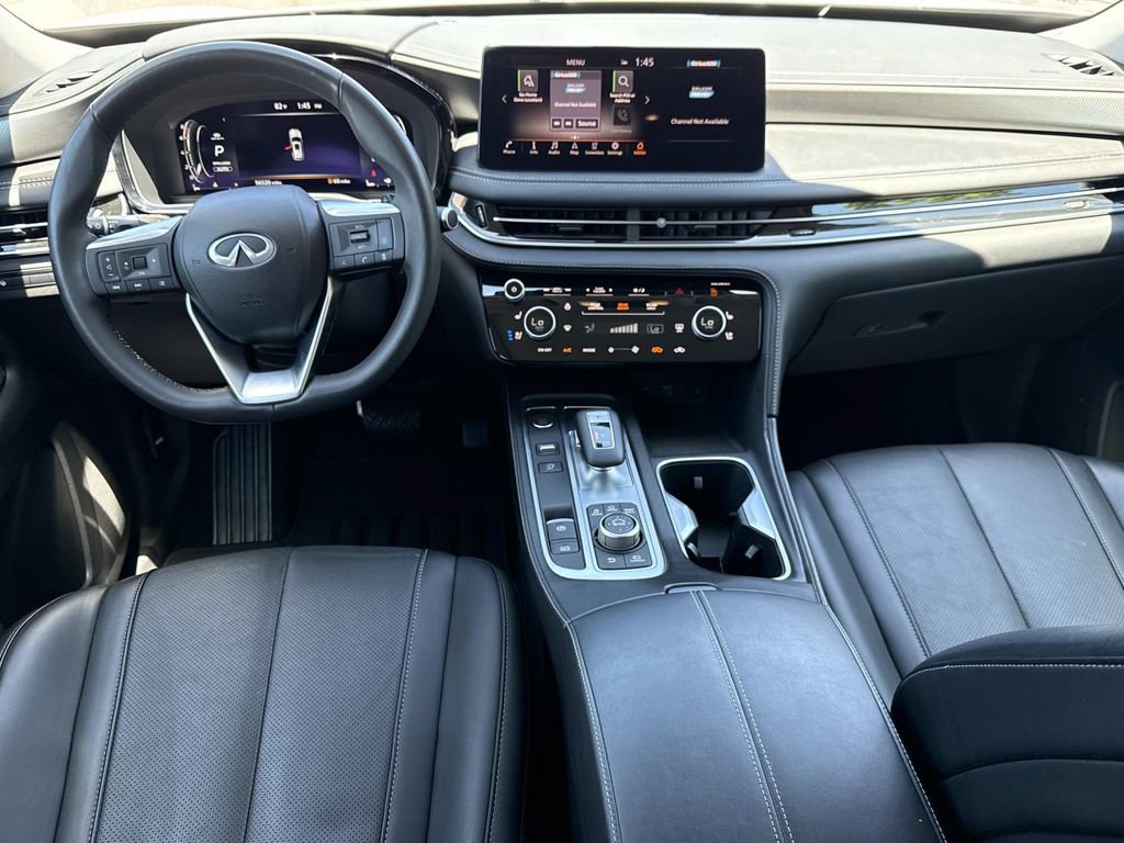 Used 2023 INFINITI QX60 Luxe w/ Cargo Package AWD/4WD image 2