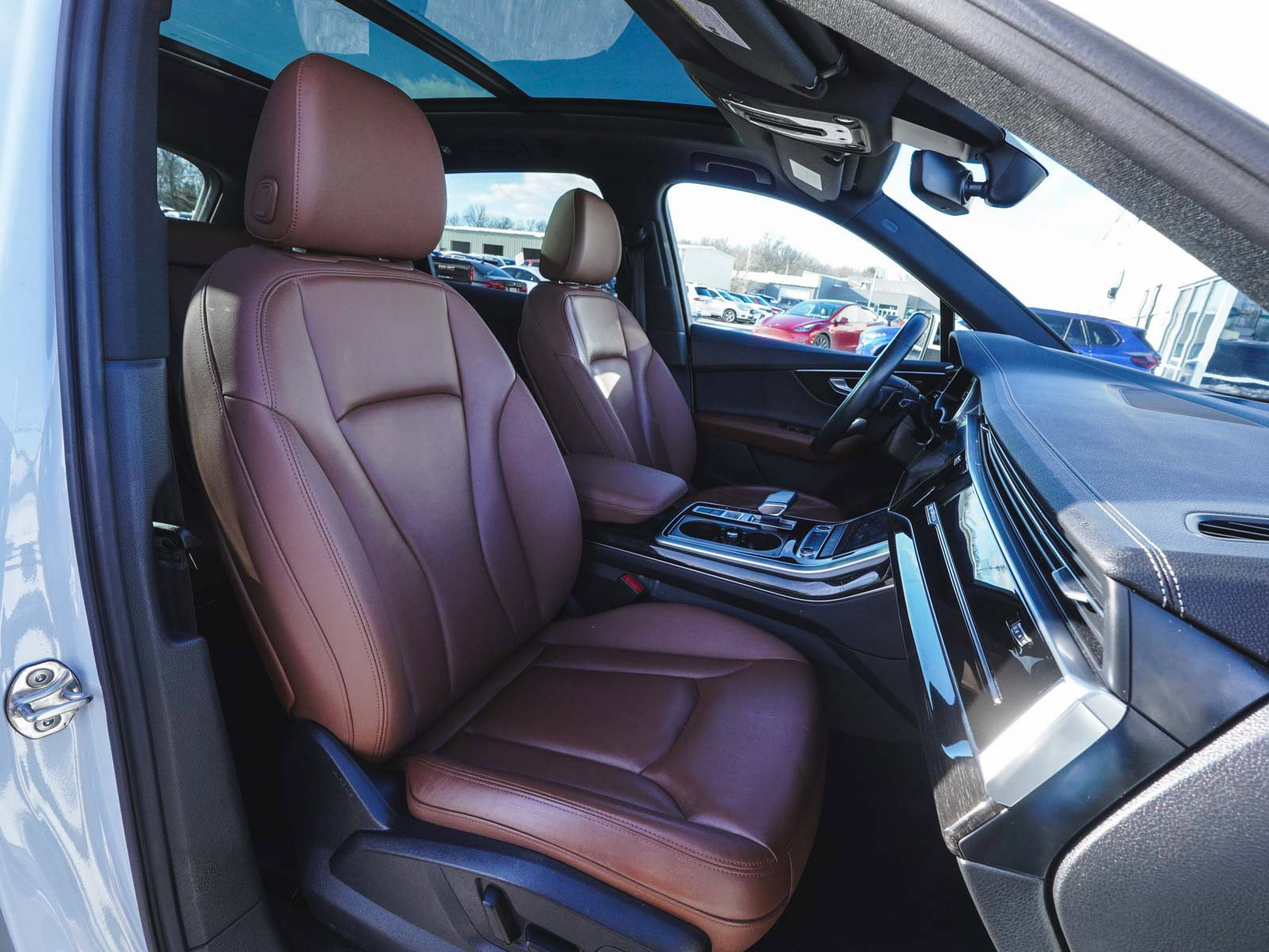 Used 2023 Audi Q7 3.0T Premium w/ Convenience Package image 43