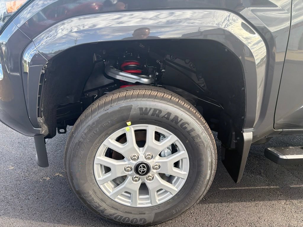 New 2026 Toyota Tacoma SR5 AWD/4WD image 5