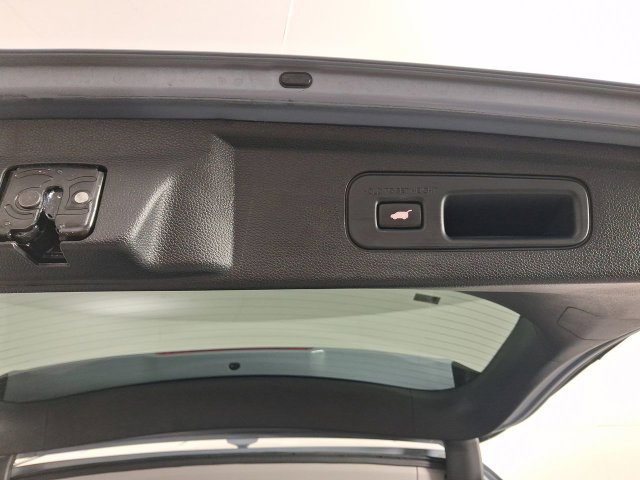 Used 2024 Honda Odyssey Elite image 37