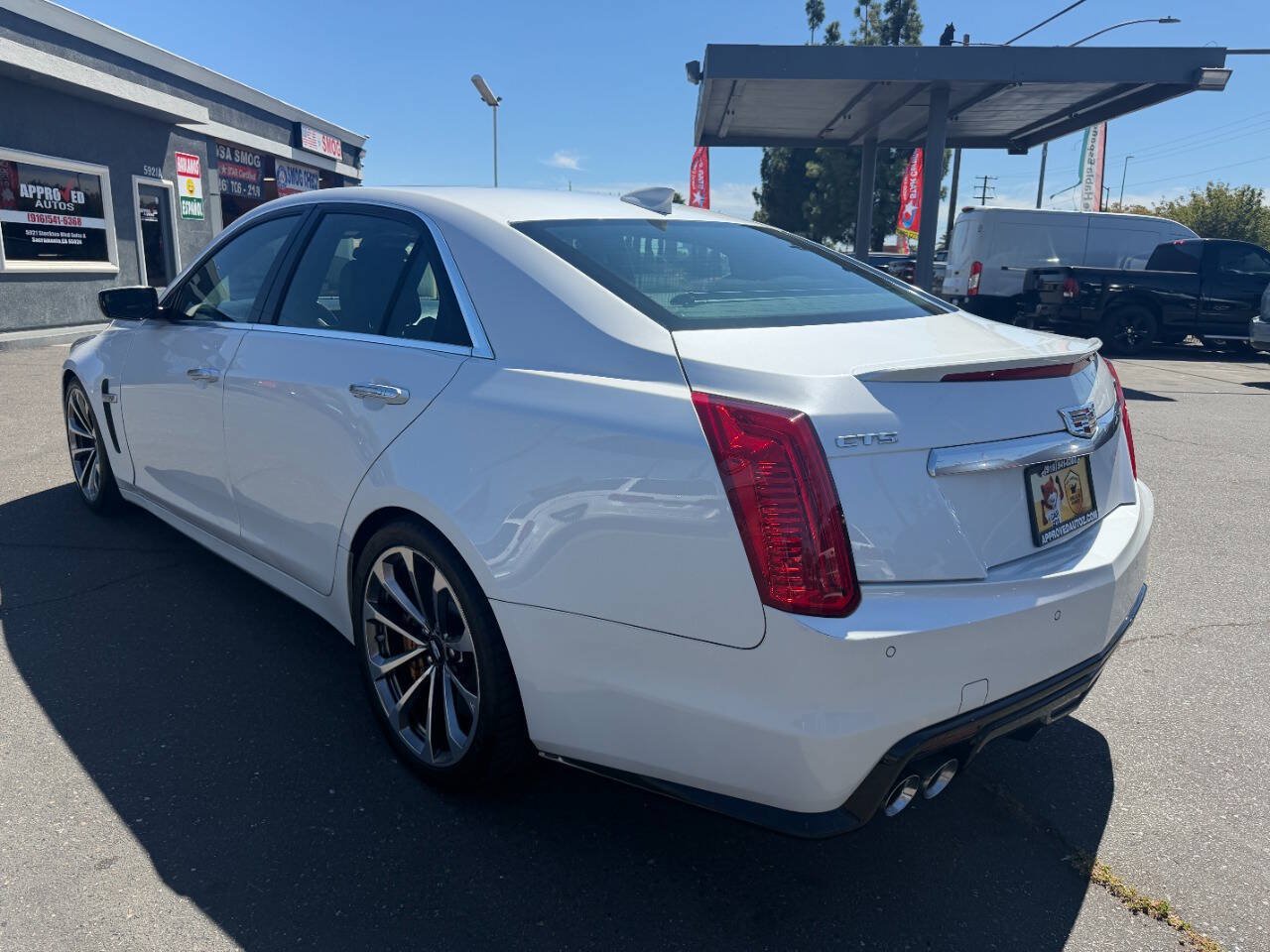 Used 2016 Cadillac CTS V w/ Luxury Package RWD image 5