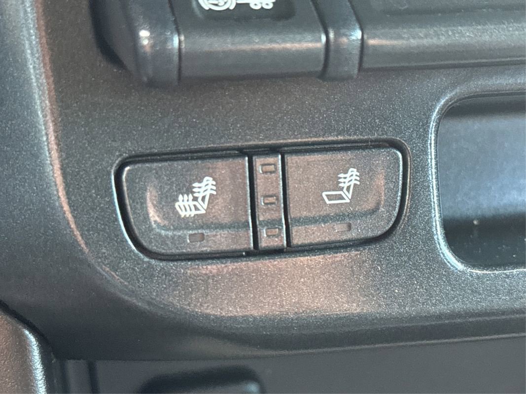 Used 2017 Chevrolet Colorado Z71 image 36