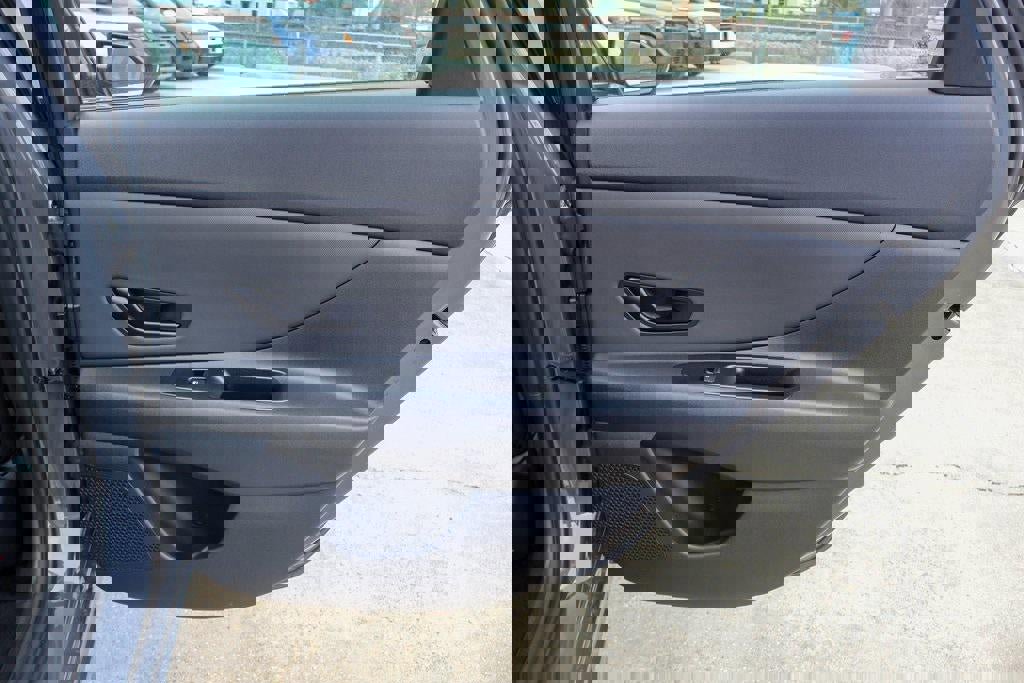 New 2026 Hyundai Elantra SEL Sport Premium image 15