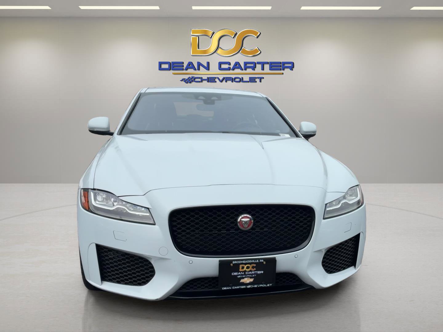 Used 2020 Jaguar XF Checkered Flag image 3