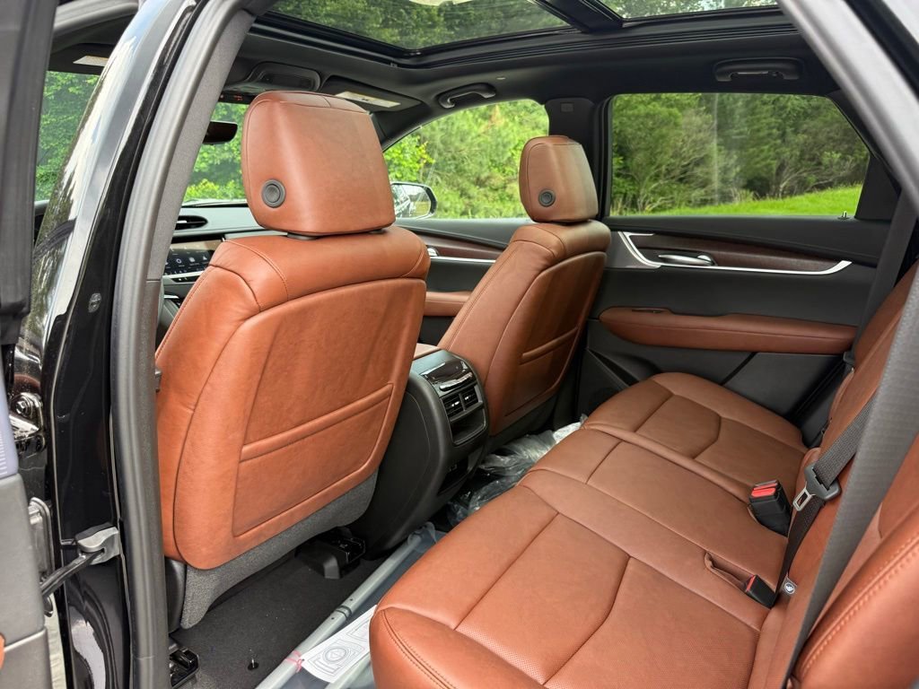 New 2026 Cadillac XT5 Premium Luxury w/ Driver Assist Package FWD image 21