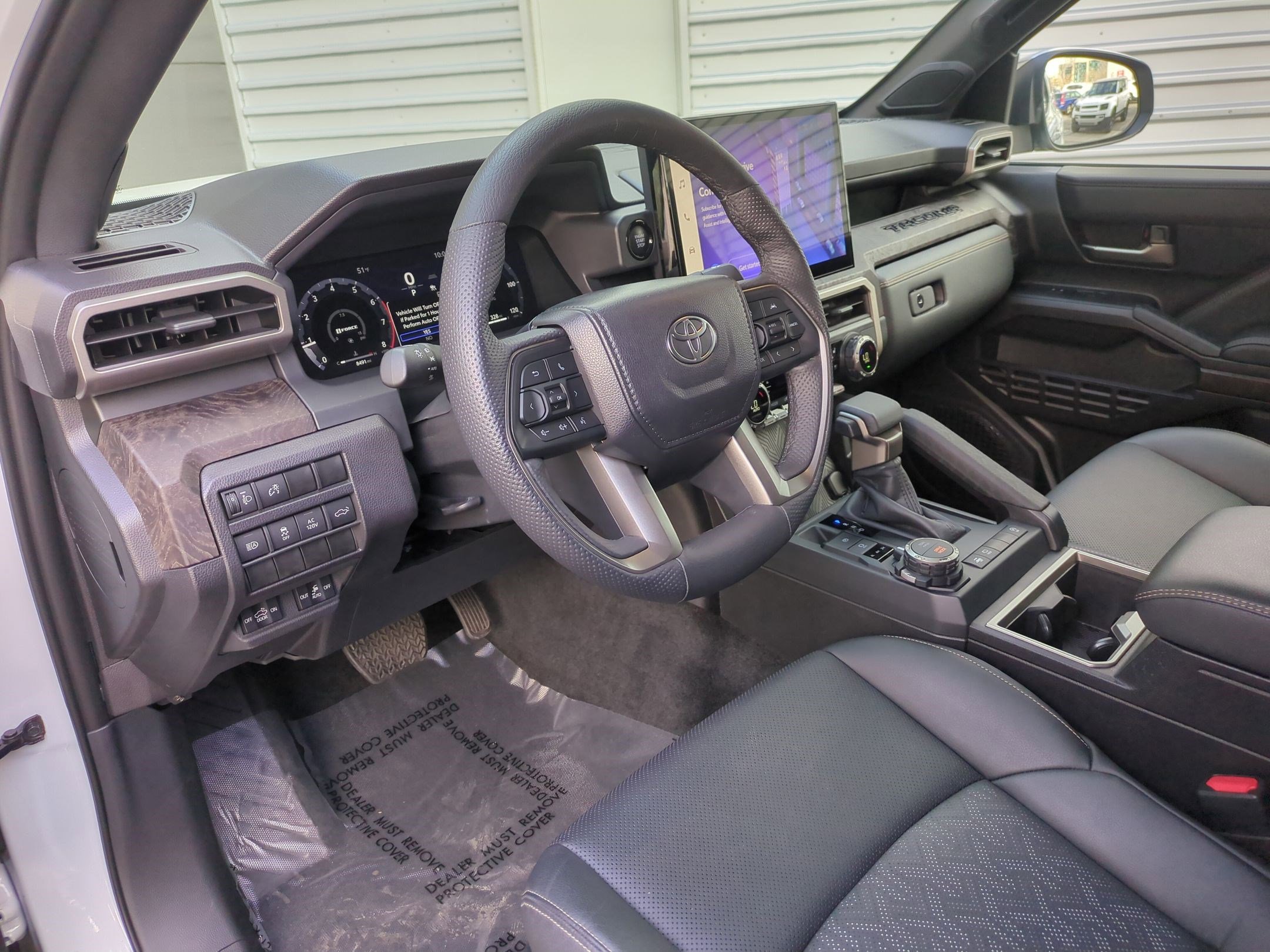 Used 2024 Toyota Tacoma Limited AWD/4WD image 12