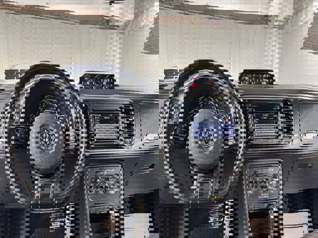 Used 2013 Volkswagen Beetle 2.0T FWD image 14