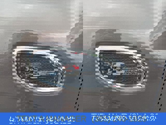 Used 2018 Nissan Titan SL w/ Chrome Package image 5