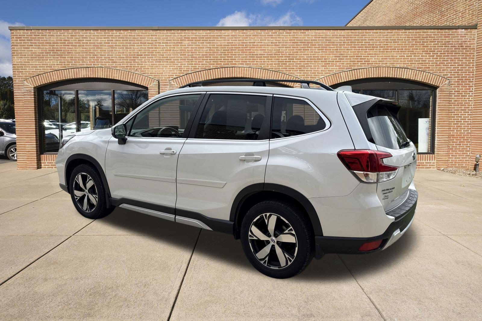 Used 2020 Subaru Forester Touring AWD/4WD image 9