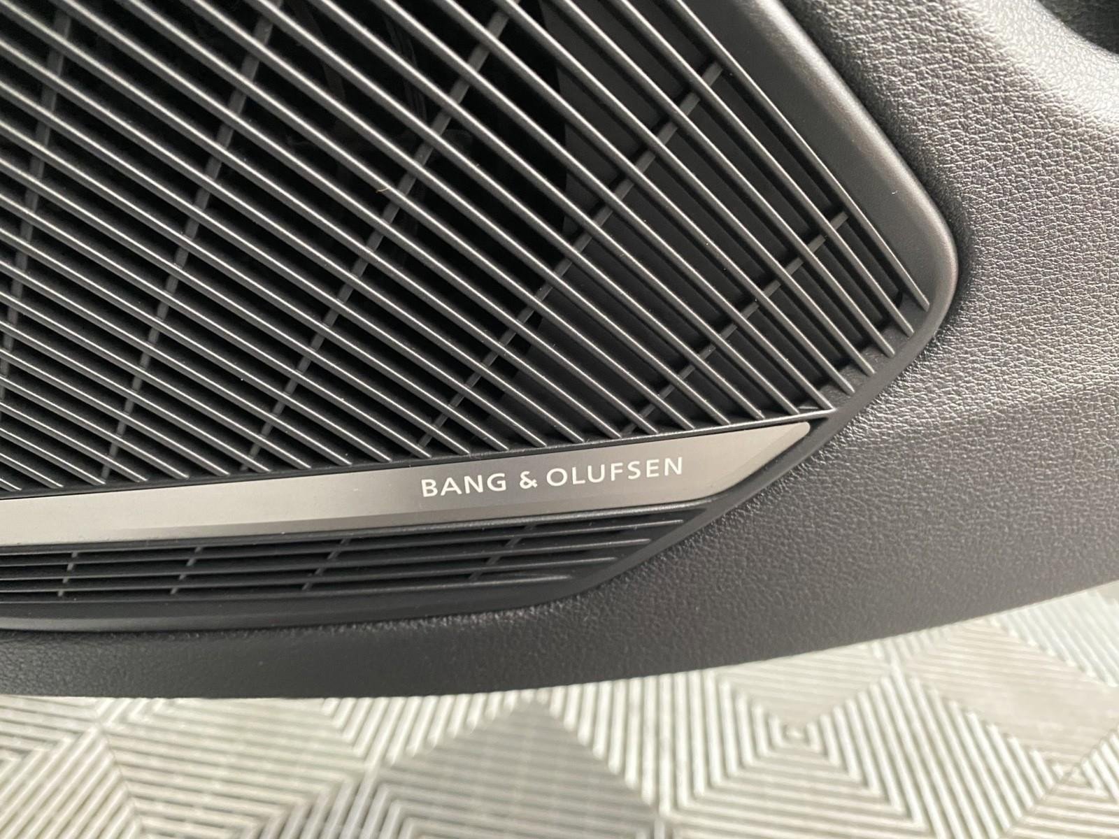 Used 2018 Audi A4 2.0T Premium Plus w/ Premium Plus Package image 16