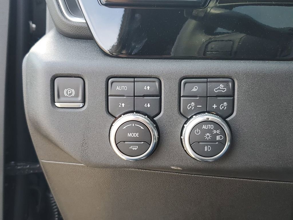 New 2025 GMC Sierra 2500 SLT w/ SLT Premium Package image 19