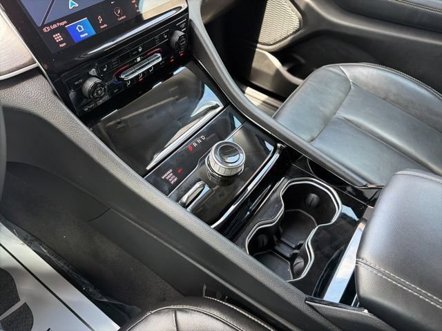 Used 2023 Jeep Grand Cherokee Limited AWD/4WD image 33