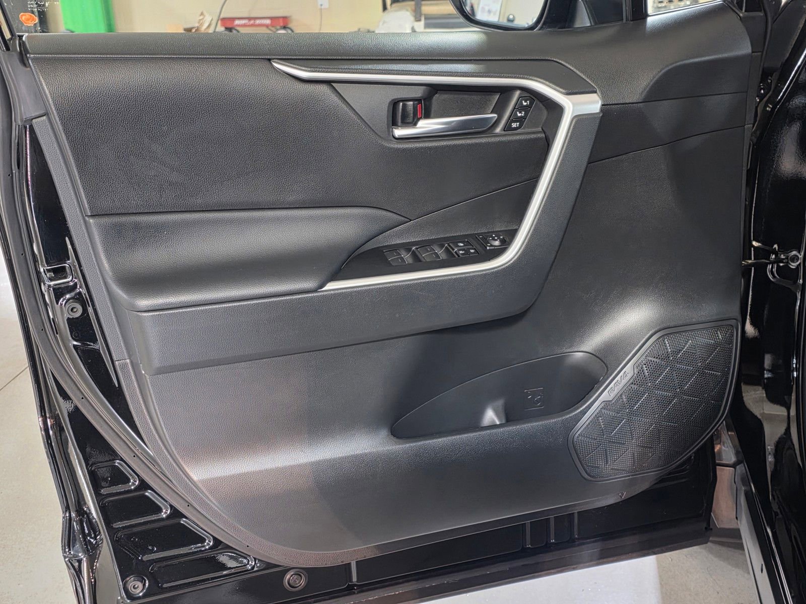 Used 2024 Toyota RAV4 XLE Premium w/ Weather Package FWD image 20