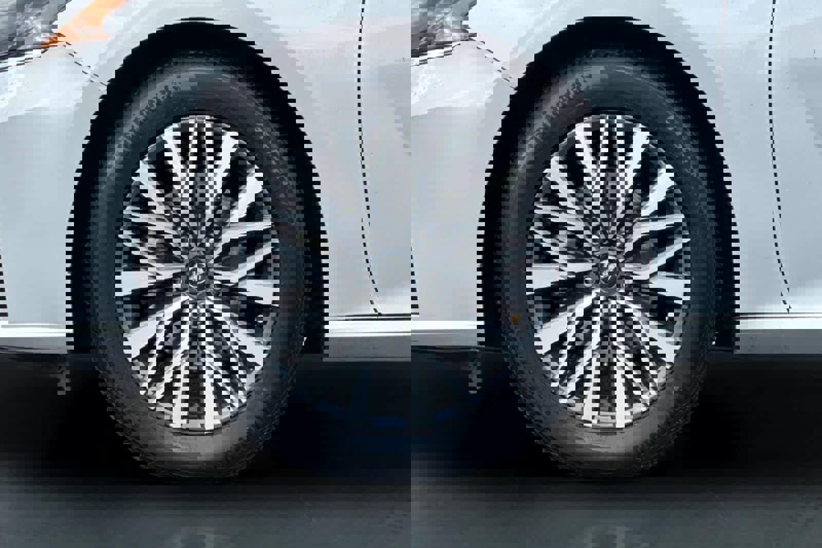 Used 2024 Nissan Altima 2.5 SV FWD image 28