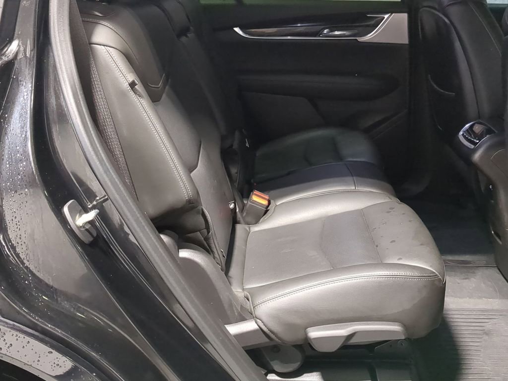 Used 2023 Cadillac XT6 Premium Luxury image 35